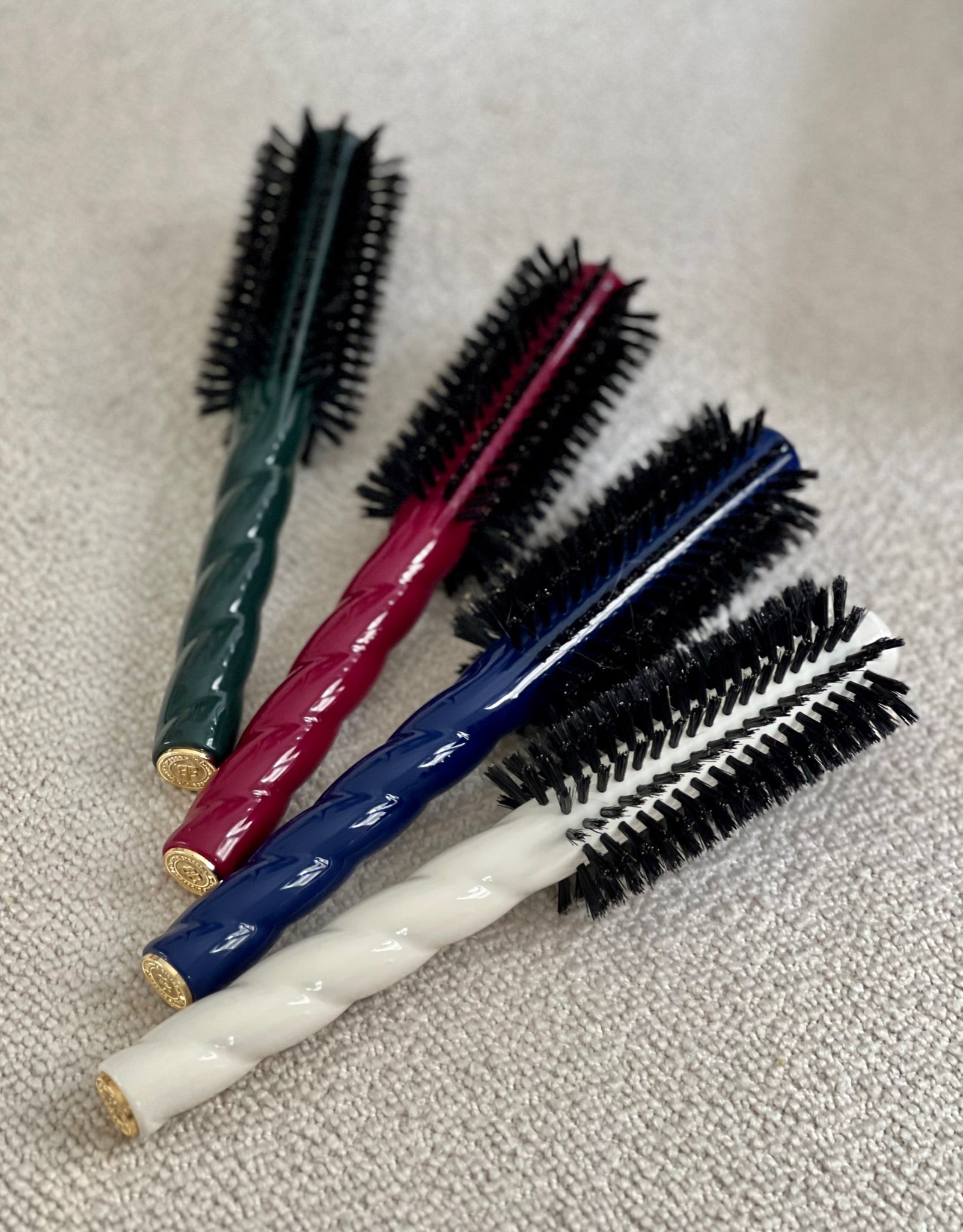 N05 - Round Blowout Brush 48mm - Volume & Style