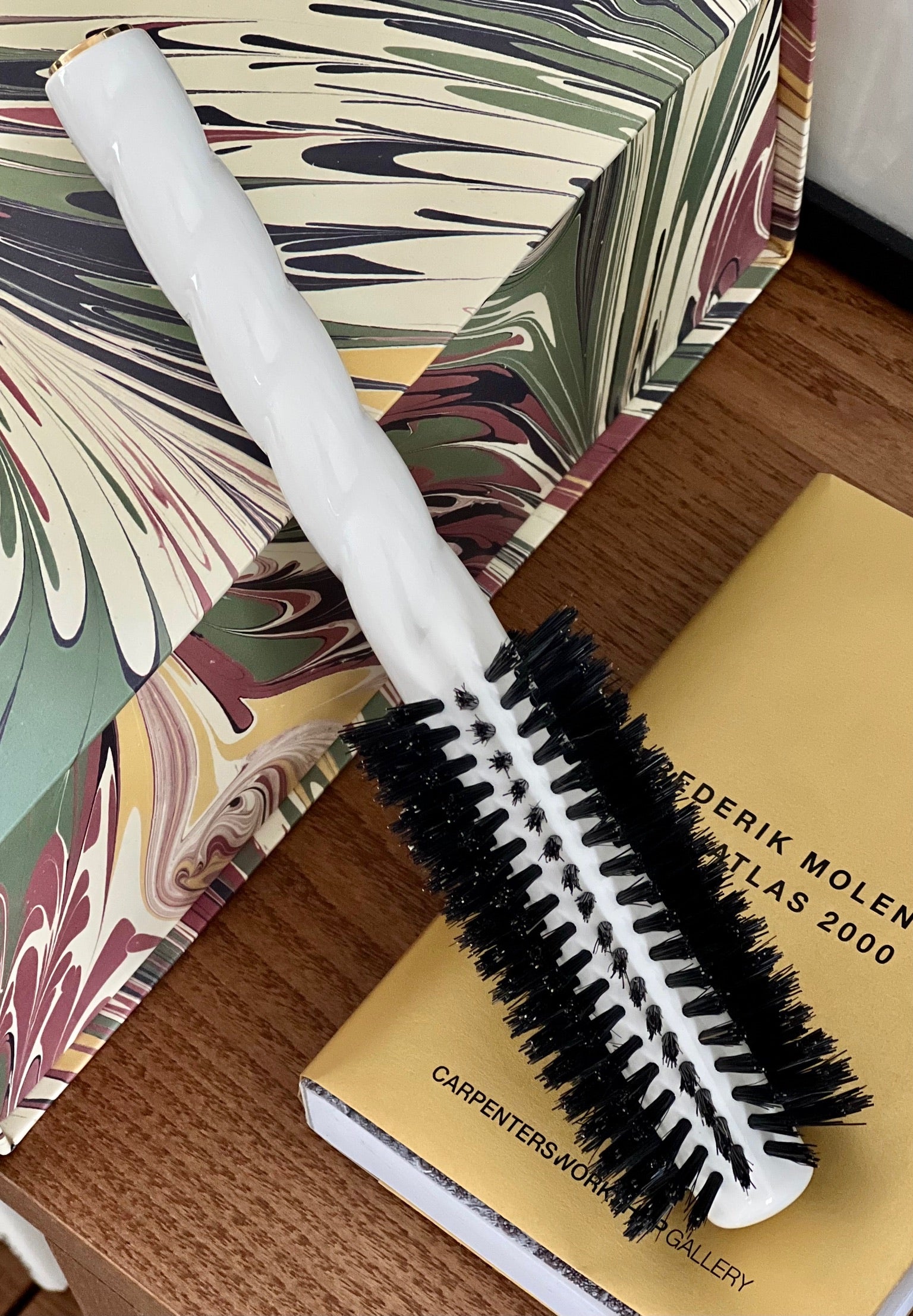 N05 - Round Blowout Brush 48mm - Volume & Style