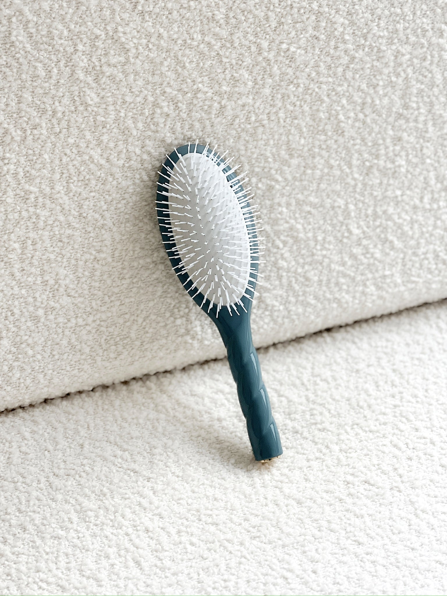 N07 - Brosse Large - Stimulating & Detangling