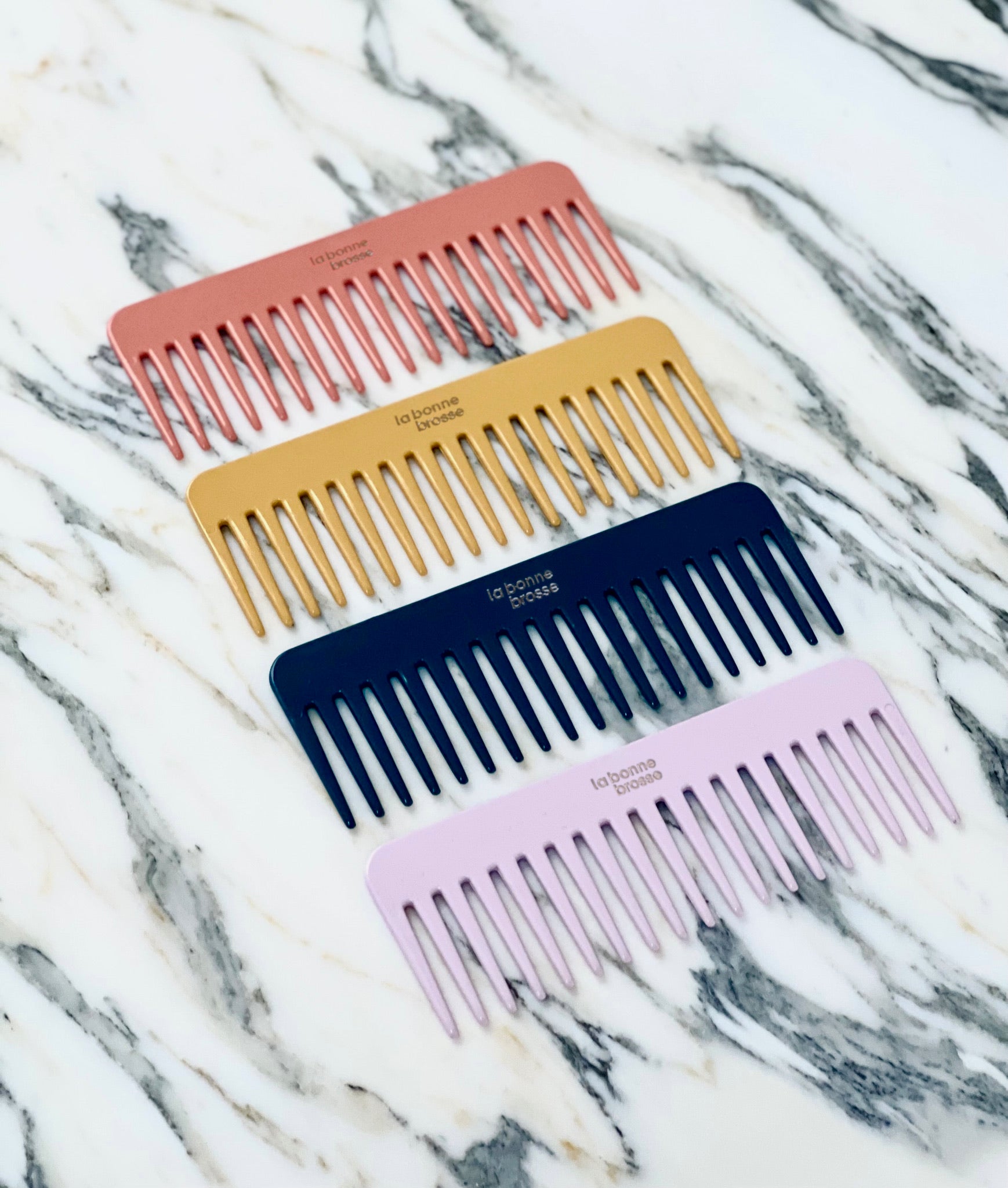 The Large Detangling Comb